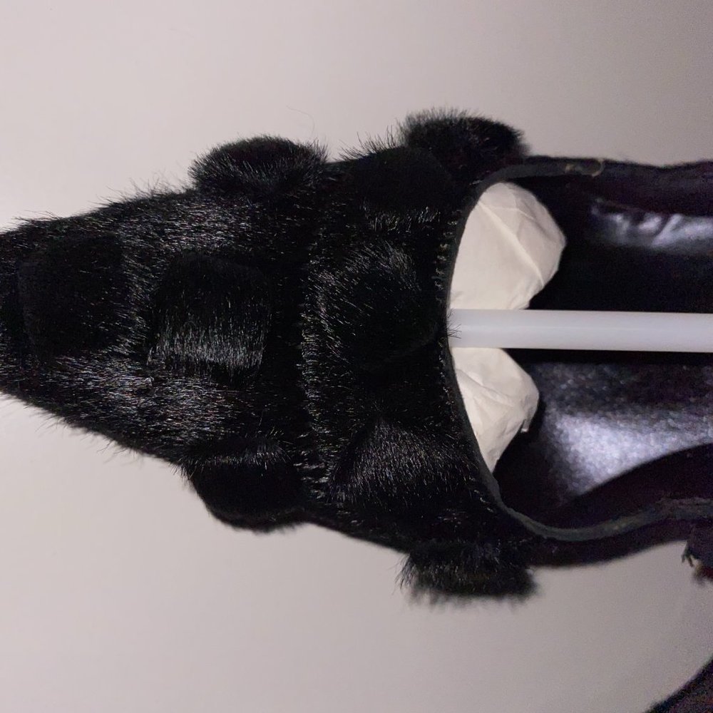 Edmundo Castillo Fur Pump - Size 7B - NWT - Picture 4 of 5